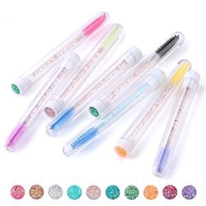 Щеточка для бровей и ресниц прямая с глиттерной ручкой в колбе, 1 шт