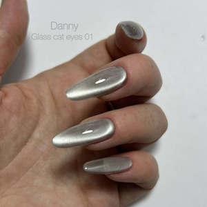 Гель-лак Danny Glass Cat Eye 01 8 мл, Цвет: 01