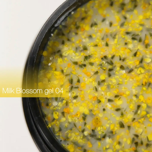 Гель с сухоцветами DANNY Milk Blossom Gel №04 8 мл, Цвет: 04