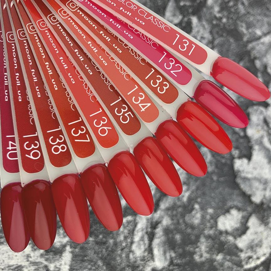 Гель-лак MOON FULL color Gel polish №137 (классический красный, эмаль), 8 мл2