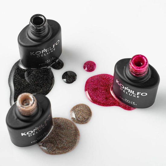 Гель-лак Komilfo DeLuxe Series G025 (светло-коричневый с разноцветными блестками), 8 мл4