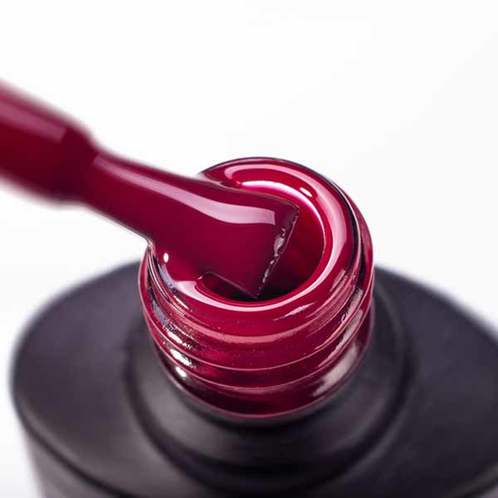 Гель-лак Komilfo Deluxe Series №D096 (бордова марсала, емаль), 8 мл2