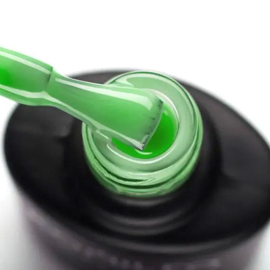 Komilfo Color Base Fresh Grass, 8 мл2